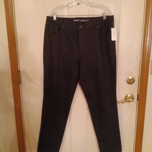 Old Navy black curvy/profile jeans